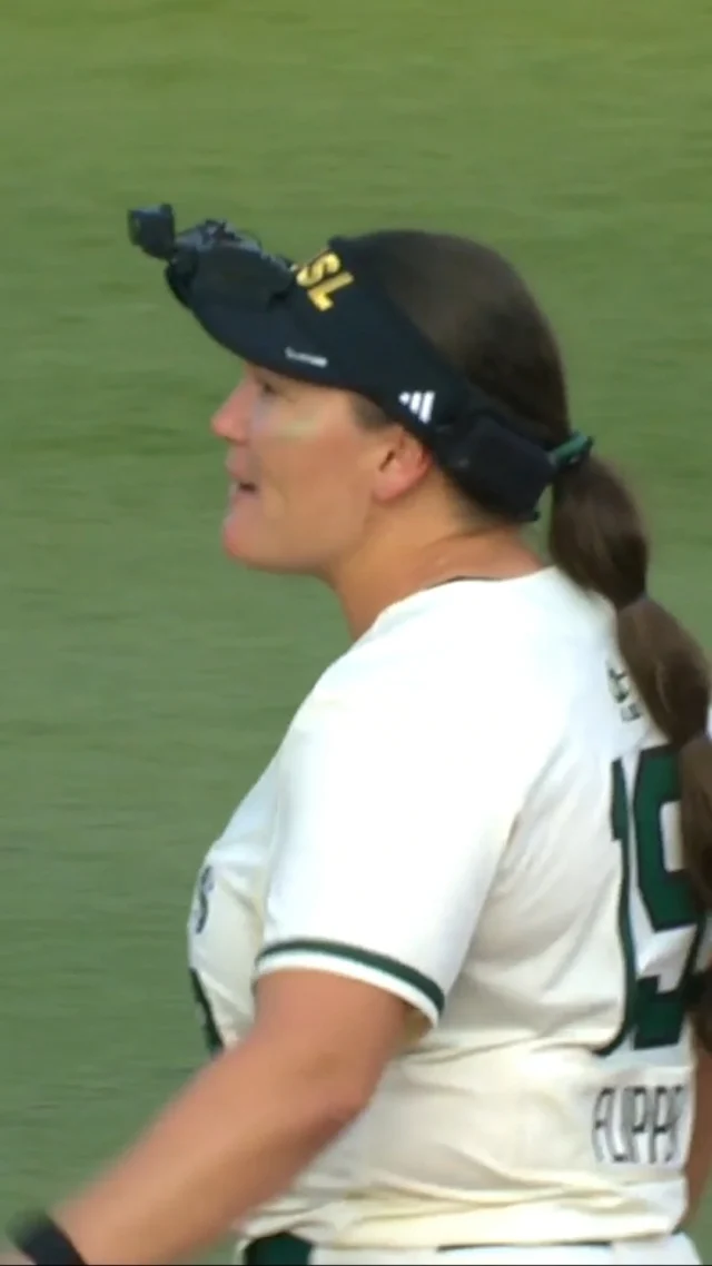 Hannah Flippen had a camera attached to her visor while playing shortstop ð¤¯